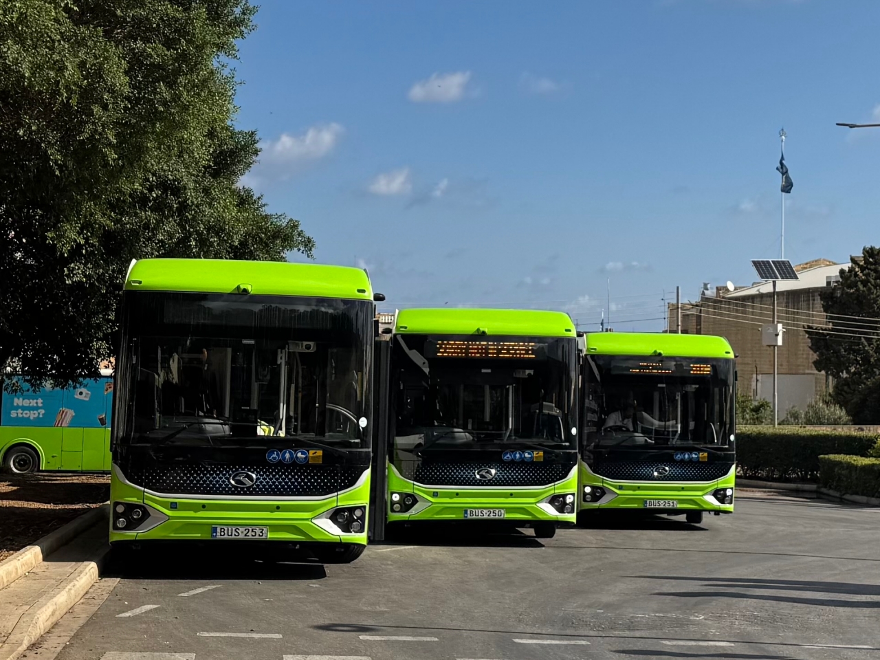 Komunikacja na Malcie i Gozo – autobusy, bilety, promy i transport między wyspami